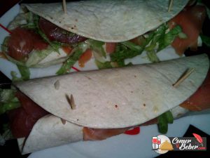 rollitos de salmón