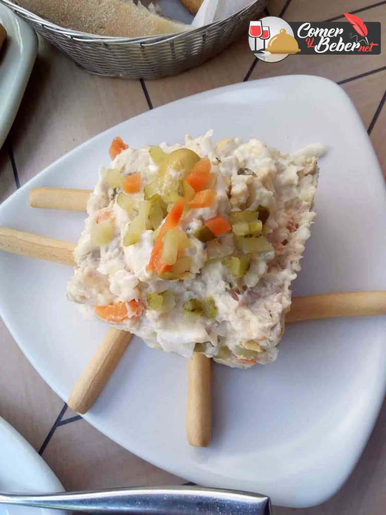 ensaladilla liberty café