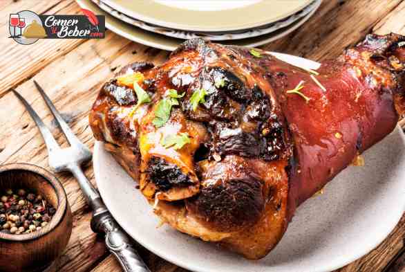 codillo de cerdo al horno